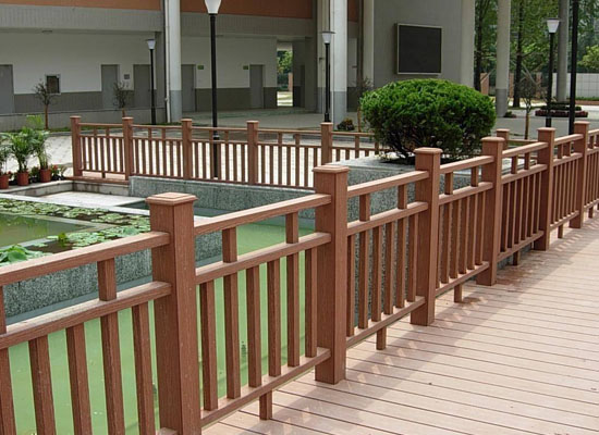 實木防腐木護(hù)欄